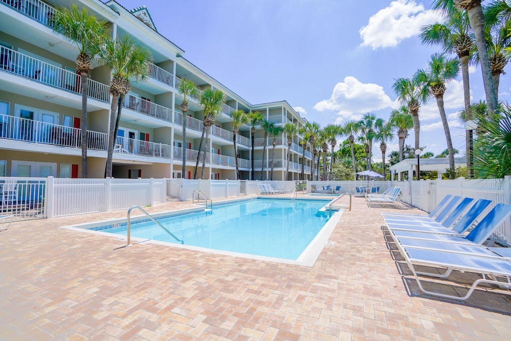 Santa Rosa Beach Condo/Townhome rental Large, renovated condo in