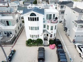 Beach House Retreats on LBI, NJ- Ocean views, Steps to beach, Groups Welcomed, Pet Friendly