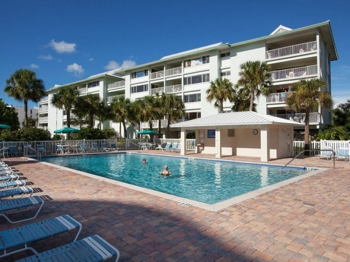 Siesta Key Calini Beach Club